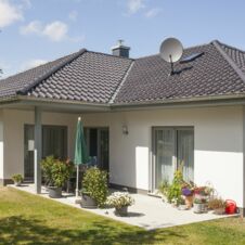 Bungalow Wohn- & Nutzfläche 121,06 m²