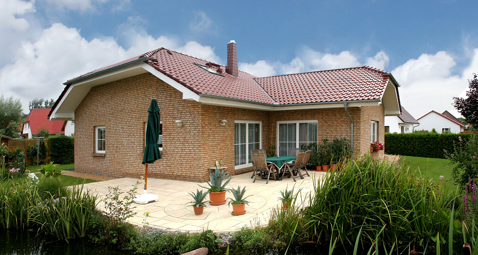 Einfamilienhaus Wohn- & Nutzfläche 157,78 m²